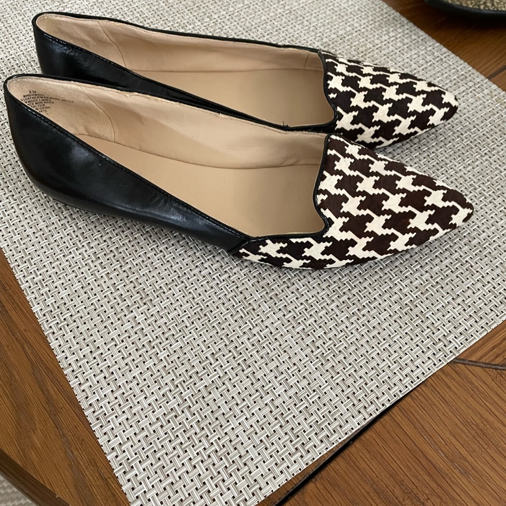 Nine West black and houndstooth flats almost new